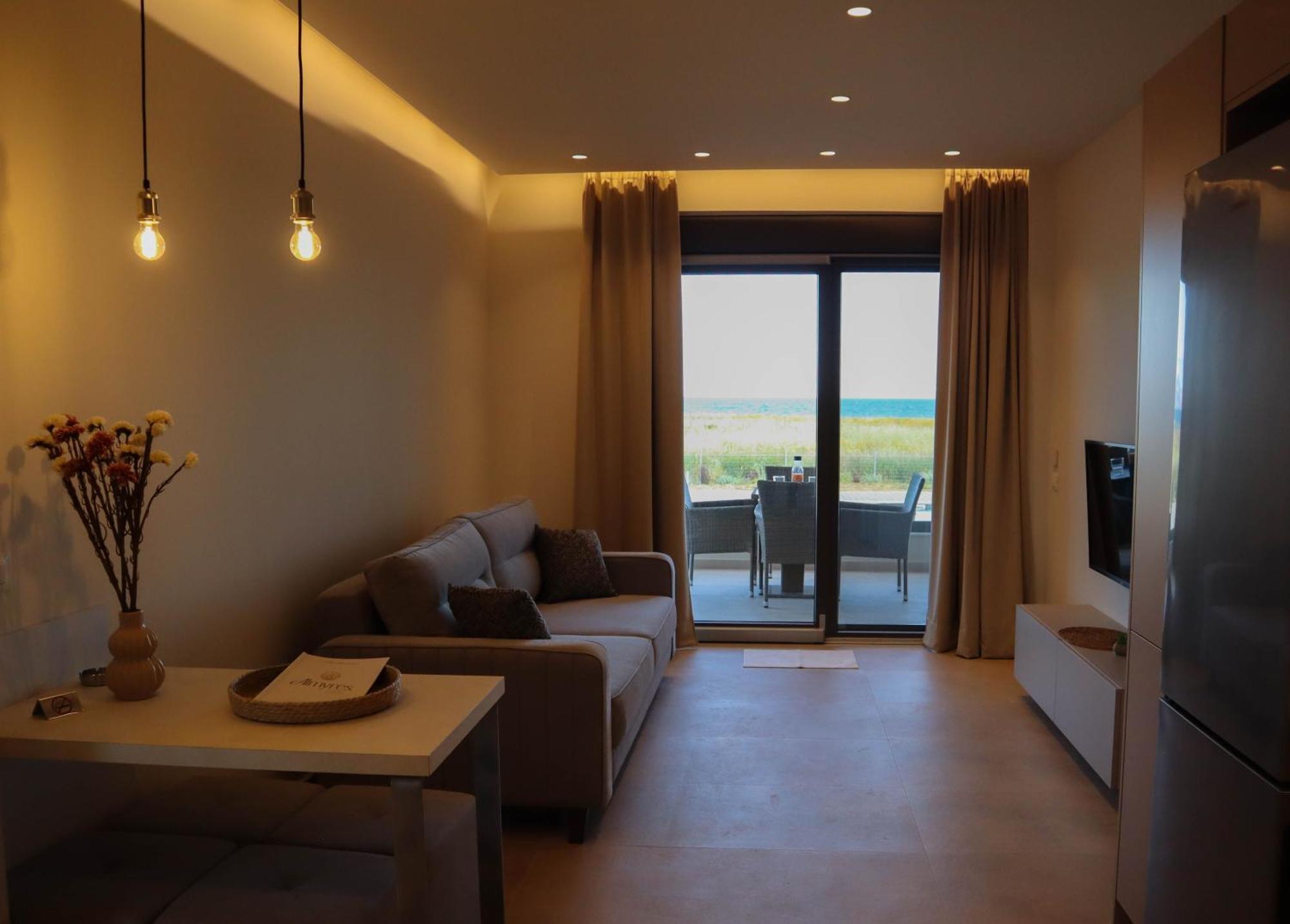 Almyres Luxurious Residences Míloi Zewnętrze zdjęcie